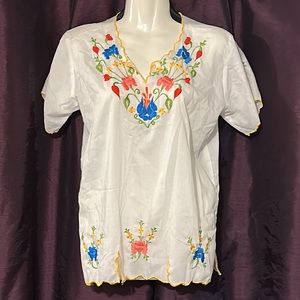 Hispanic flavor top, hand embroidered gauzy material ‘60’s-‘70’s bundle to save